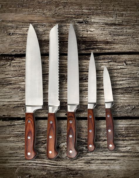 Kitchen Knife Types: What Are the Different Types of Knives? - MomDot