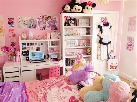 noodlerella: “I am living that magical girl life Watch my ROOM TOUR here ” | Pastel room, Kawaii ...