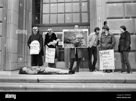 Hippies 1970s Black and White Stock Photos & Images - Alamy