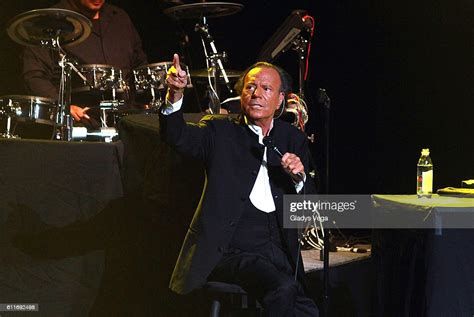 Julio Iglesias performs at Centro de Bellas Artes on September 30,... News Photo - Getty Images