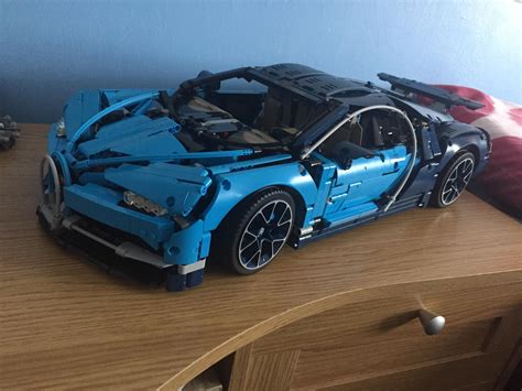 Lego technic Bugatti Chiron : r/lego