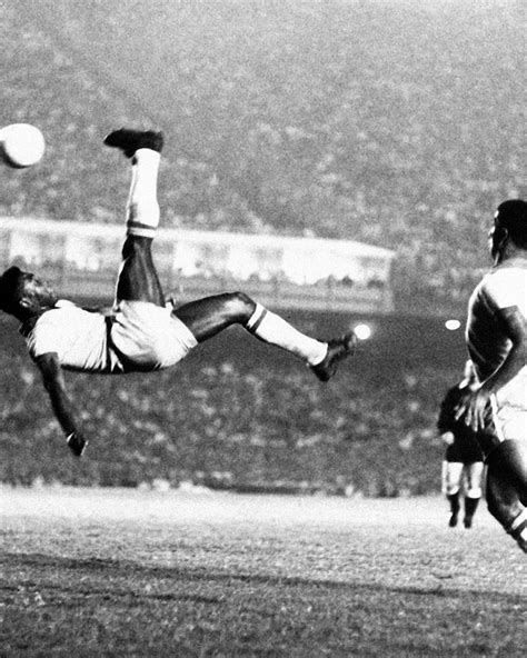 Pelé, the bicycle kick that made the history of cinema - News in Italy