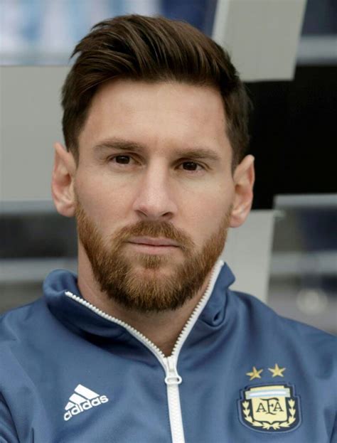 21 Inspiring Lionel Messi Hairstyles and Haircuts