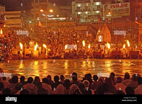 Evening Ganga Aarti or offerings to the holy Ganga river, Har ki Paudi, Haridwar, Uttarakhand ...