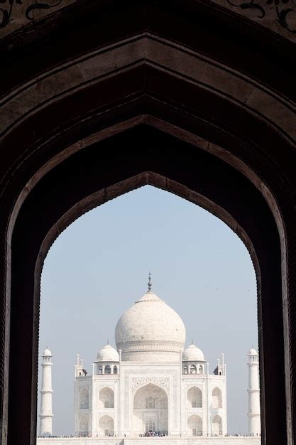 Free Photo | Taj mahal at entrance gate