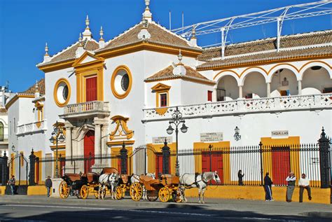 Plaza de Toros Sevilla - Not Just a Tourist