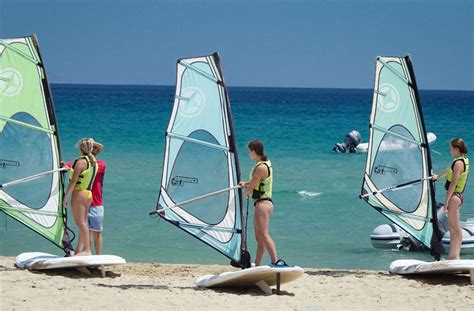 Force7Paros – WindSurfing Lessons & Hire