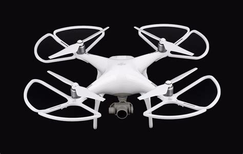 19 Best DJI Phantom 4 Pro Accessories [year] (The Ultimate Guide)