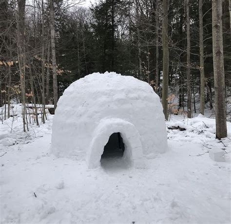 Snow fort building techniques from an expert - Cottage Life