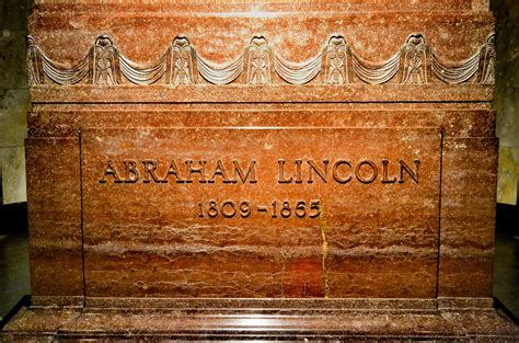 Abraham Lincoln's Burial Room Tomb in Springfield, Illinois - Encircle Photos