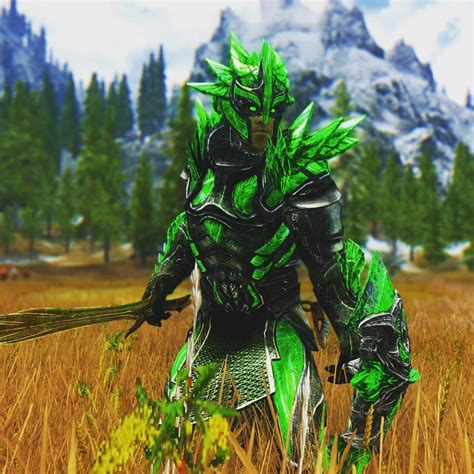 Glass armor. Credit(unknown) : r/skyrim