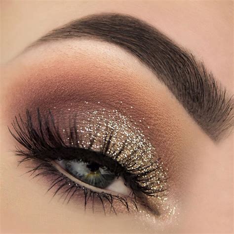 39 Eye Makeup For Prom Looks That Boast Major Glamour