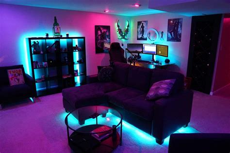 RGB Man Cave via Reddit user stea1e | Прохладная комната, Обстановка ...