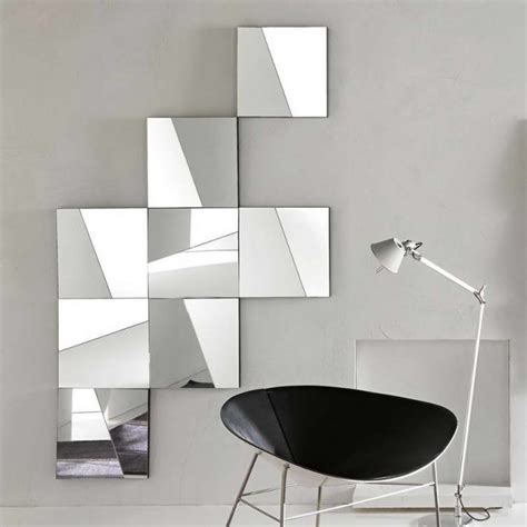 28 Unique and Stunning Wall Mirror Designs for Living Room