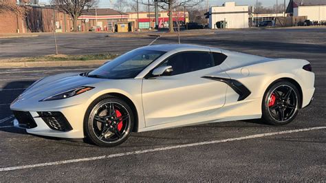 2021 Corvette C8 Looks Sharp In New Silver Flare Metallic Paint - Flipboard