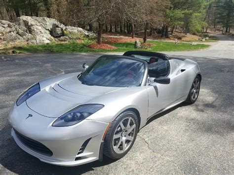 2008 Tesla Roadster – Live and Let Drive