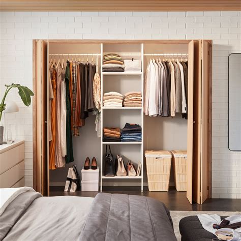 Wardrobe wonders that fit in a bedroom - IKEA