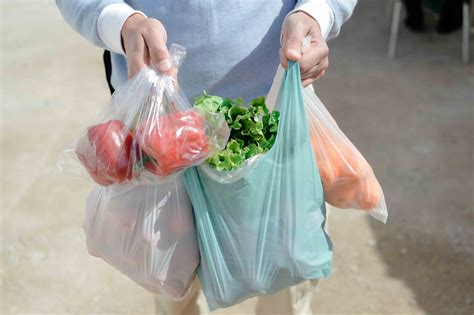 Plastic Grocery Bag Recycling Facts | semashow.com