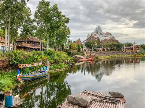 Disney’s Expedition Everest Ride and the Secrets of the Hidden Legend – Seconds to Go