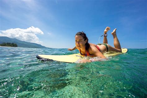 A Complete Guide to Surfing Maui in Hawaii | Best Surf Destinations