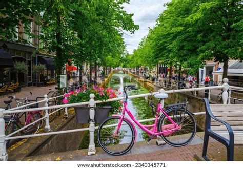 3,834 Delft Canal Images, Stock Photos, 3D objects, & Vectors | Shutterstock