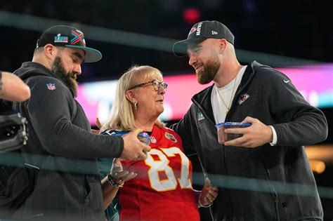 Jason and Travis Kelce Make Super Bowl History - The New York Times