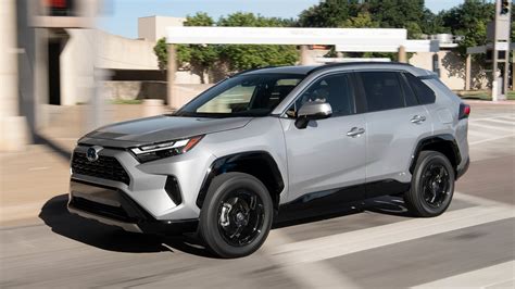 2022 Toyota Rav4 Hybrid Le Awd Review