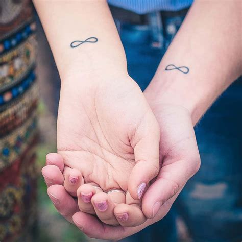 8 Tattoos as Symbols of Love – Self Tattoo