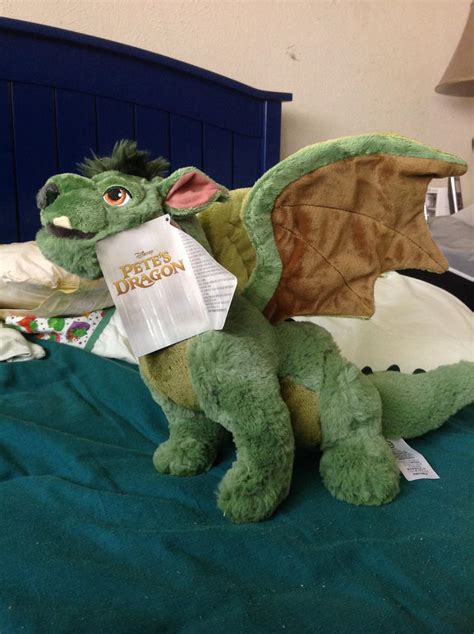 Disney Store Elliot plush photo 2-Pete's Dragon by Se7J-r on DeviantArt