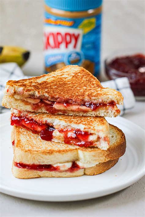 Peanut Butter Jelly Banana Sandwich Recipe