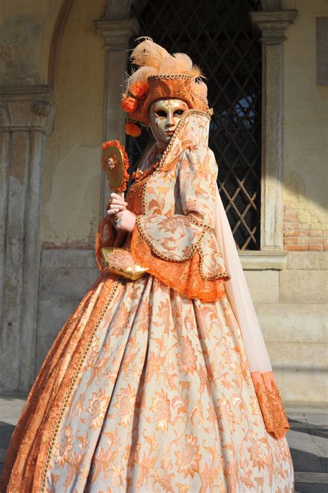 Venice Carnival | Carnival, Italian renaissance dress, Venetian costumes