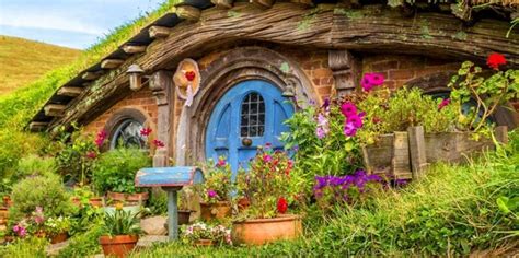 Hobbiton Movie Set Tour | Everything New Zealand: Rotorua