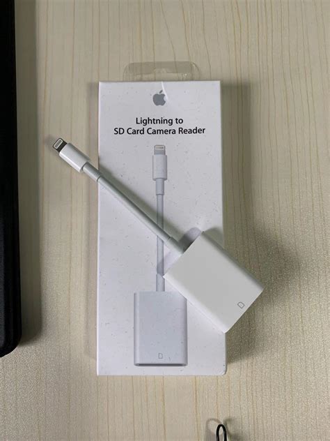 Authentic Apple Adapter Lightning SD Card Reader, Mobile Phones & Gadgets, Mobile & Gadget ...