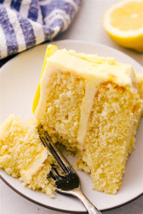 Homemade Lemon Cake with Lemon Frosting | The Recipe Critic