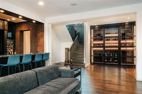 Luxurious Wine Wall in Washington — Sommi Wine Cellars