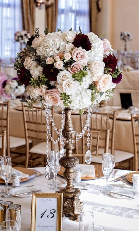 20 Chic Burgundy Wedding Centerpieces 2023 | Roses & Rings