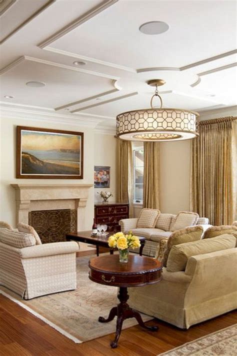 10+ Crown Molding Ideas For Living Room