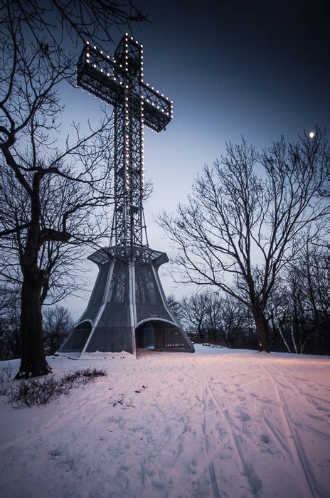 Photo du jour: Mount Royal cross - Spacing Montreal | Spacing Montreal