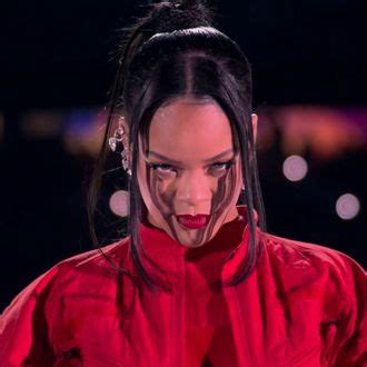 Rihanna’s Super Bowl 2023 Halftime Show Inspires Memes