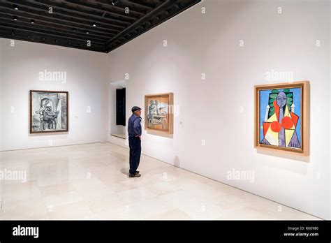 Museo picasso malaga hi-res stock photography and images - Alamy