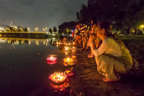 Loy Krathong - November - Bangkok Happy hub