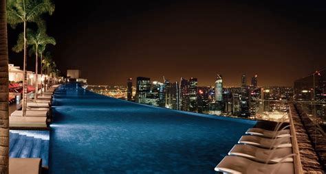 Infinity Pool | Attractions in Singapore | Marina Bay Sands