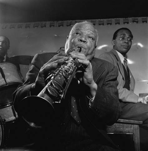 10 Famous Saxophone Players You Should Know - Great Saxophonists - CMUSE