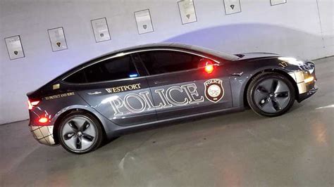 Tesla Model 3 Police Car