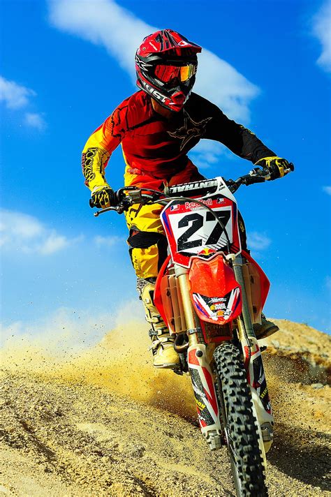 Of Person Riding Motocross Dirt Bike, HD phone wallpaper | Peakpx