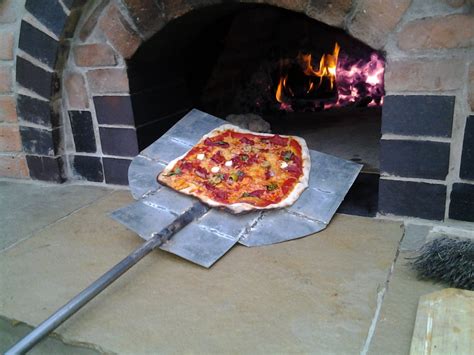 Wood Fired, Stone Baked, Pizza Oven : 4 Steps - Instructables