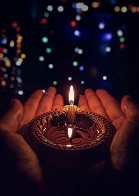 Top 50 Diwali Wishes, Messages, Quotes, and Images for Your Friends and Family