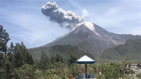 Top Konsep Gambar Gunung Merapi Meletus, Inspirasi Terkini!