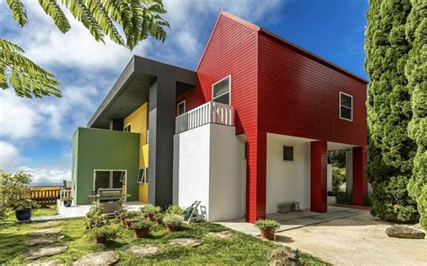 Incredible Ettore Sottsass–Designed House in Hawaii Lists for $9.8 Million - Galerie