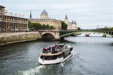 Seine River in Paris: History, Facts & and Sightseeing